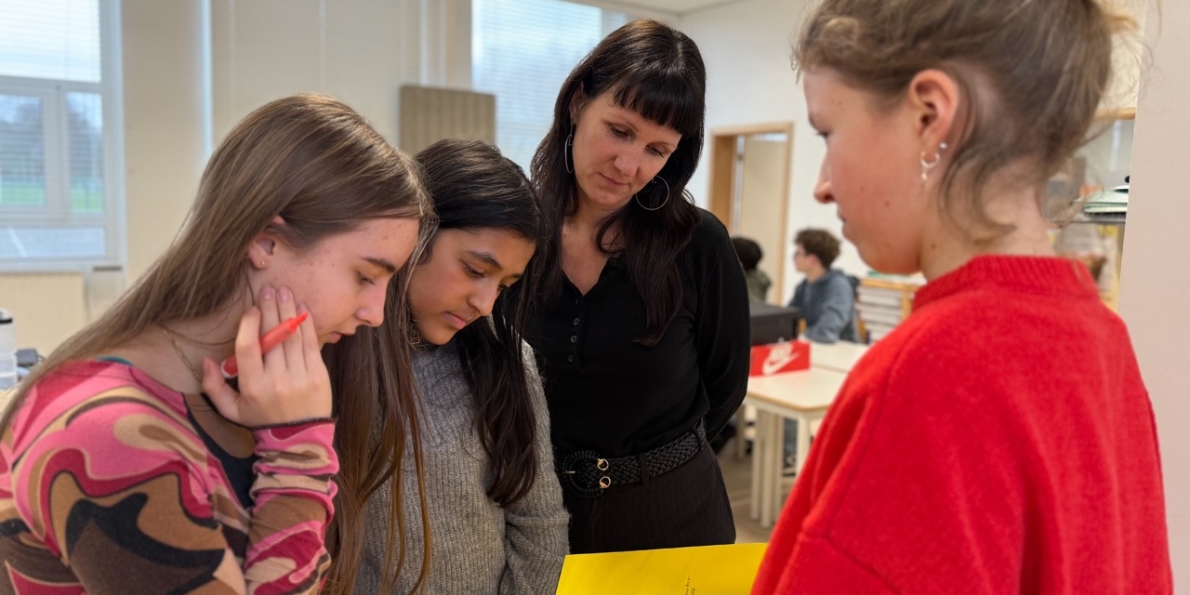 Maylin, Ayu, Lies en Marelise